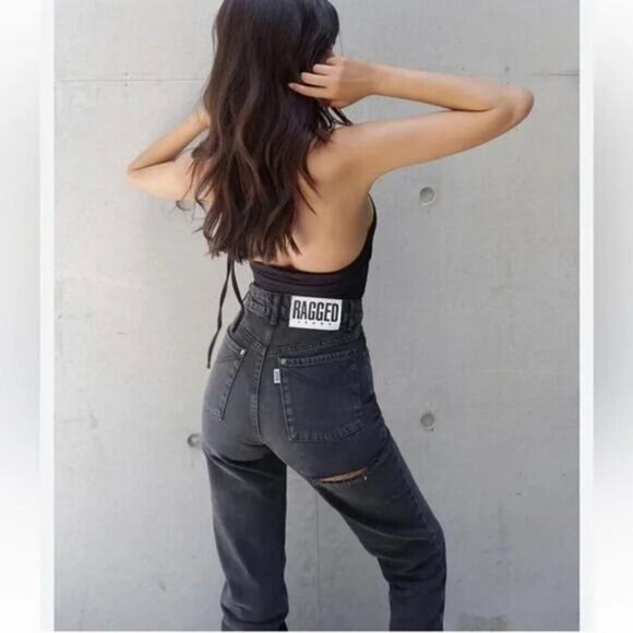 NWT THE RAGGED PRIEST Butt Cut High Waisted Straight Jean Sz 28 Charcoal Black - Picture 5 of 9